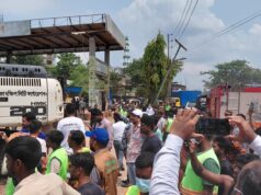 হাজী সেলিমের অবৈধ স্থাপনা গুঁড়িয়ে দিলো জেলা প্রশাসন